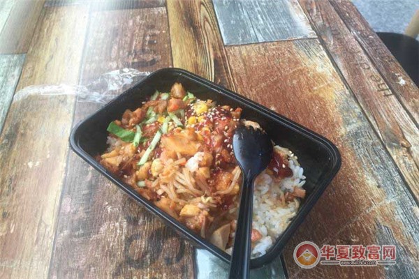 东东烤肉拌饭加盟